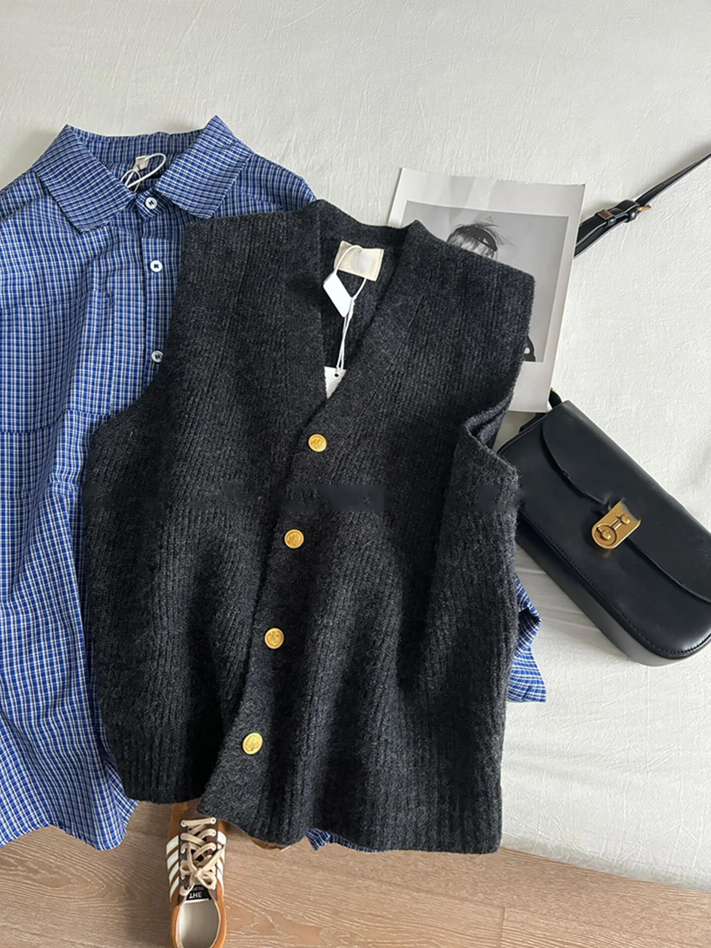 

Осень 2023, роскошный открытый кардиган с v-образным вырезом на одной пуговице, вязаный жилет, цветной повседневный верхний костюм Poet Sle