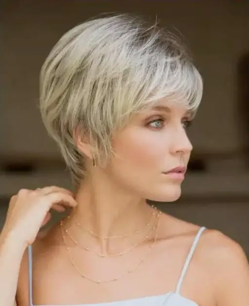 

Bouffant short hair grey wig for women