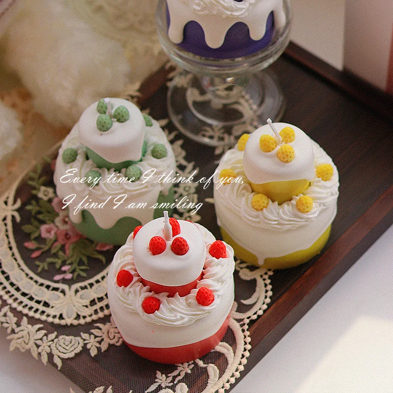 

Handmade creative cake shape aromatherapy candle. Scented candle simulation cake birthday gift, fragrance decoration gift