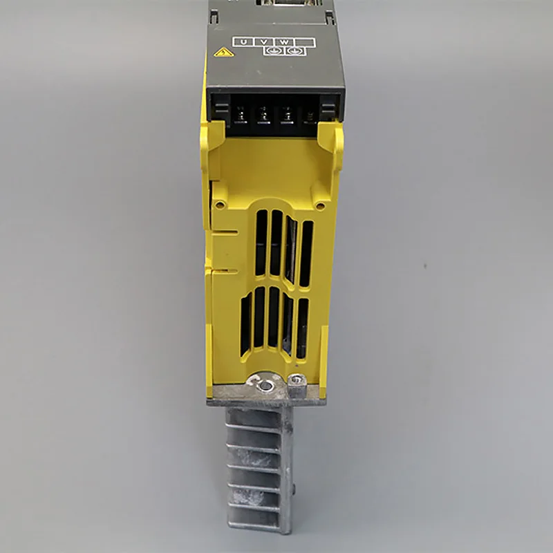 Used A06B-6079-H103 For FANUC A06B-6079-H103 AC Servo Drive Amplifier Used