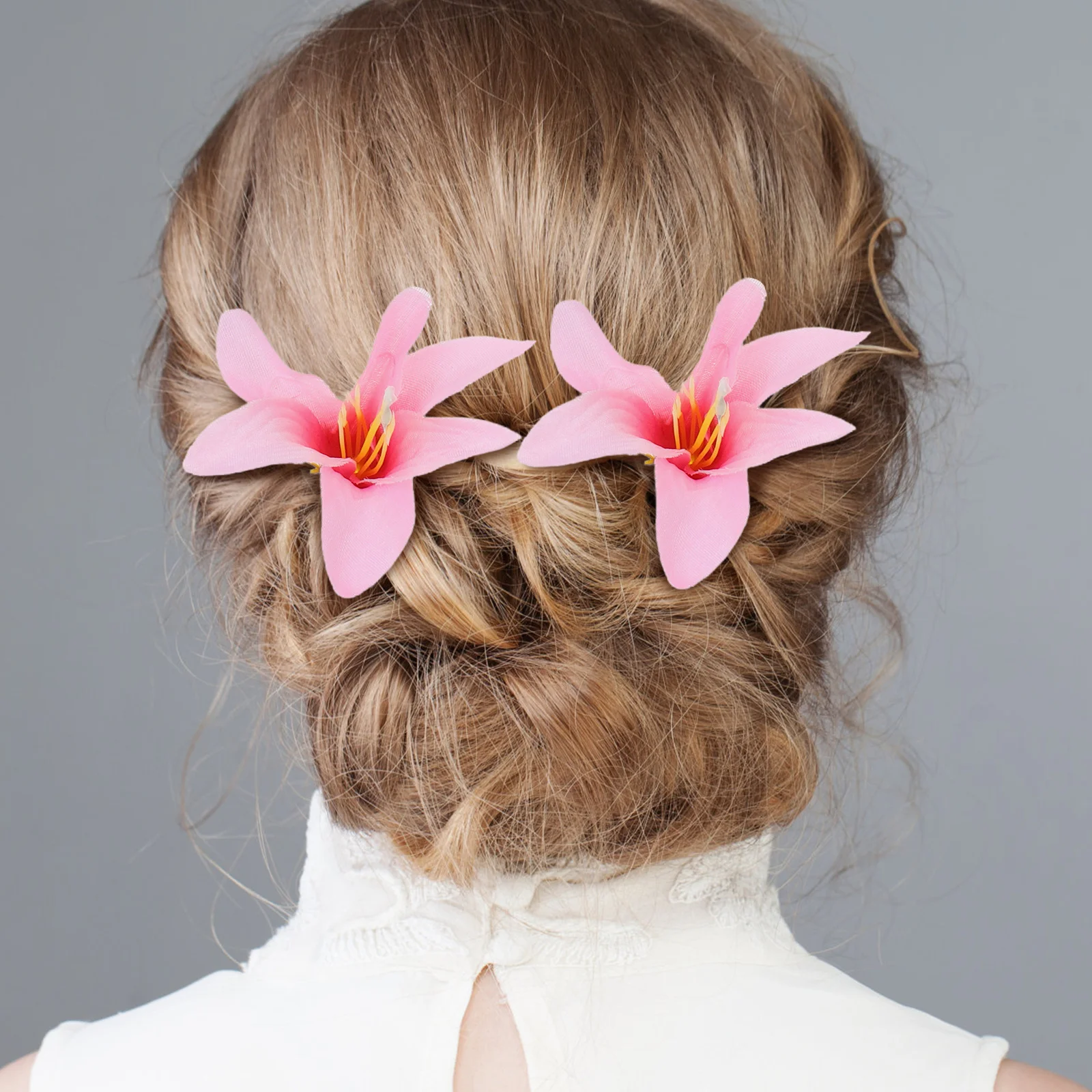 

30 pcs Artificial Heads Realistic Lily Design Portable For Wedding Party Decor Present Box Included Flower Barrettes Hawaiian