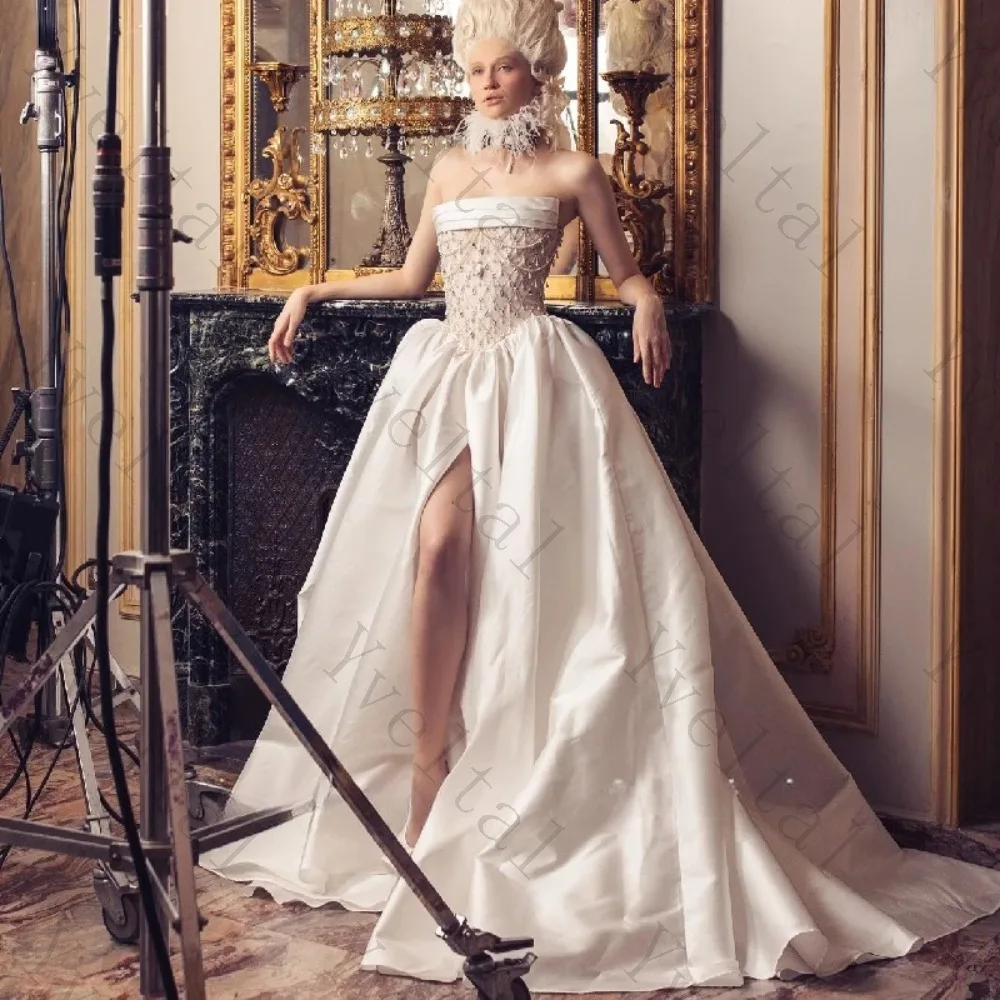 Customized Graceful Gorgeous Flowers Pearl Chain Strapless Corset Wedding Dresses A-Line Vestidos Fascinating Bridal Gown