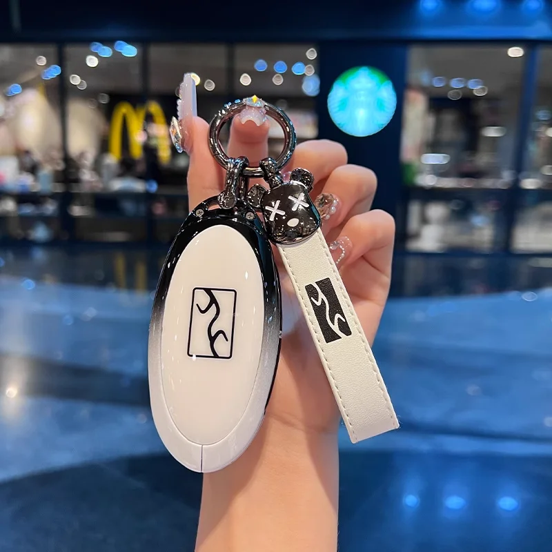 غطاء حافظة مفاتيح من سبائك الزنك الفاخر لـ BYD U8/U9 - حامل غلاف مفتاح فاخر مضاد للخدش مع ملحقات داخلية للسيارة المعدنية