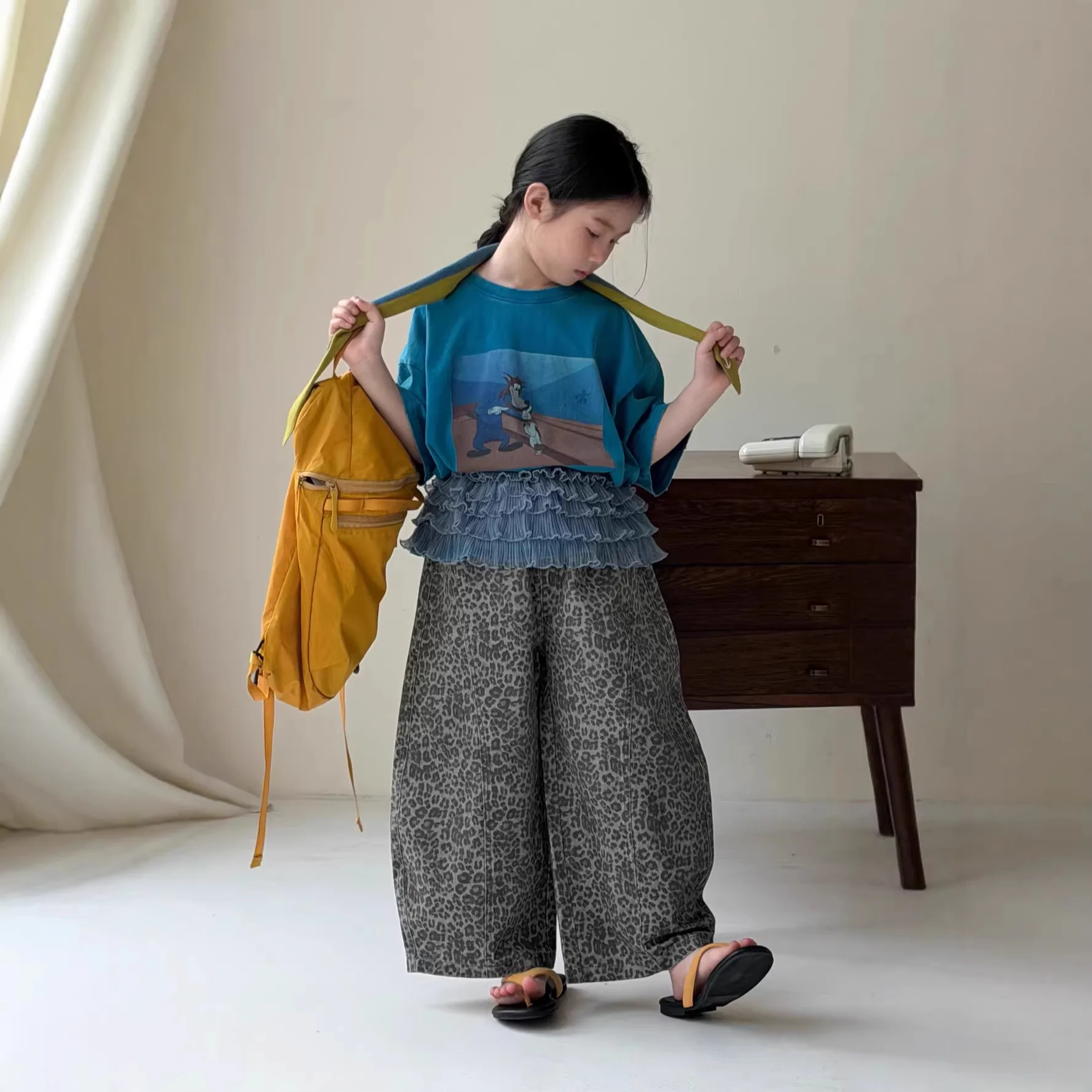 

Girls Pants 2026 Spring New Korean Version Leopard Print Casual Wide Leg Pants Stylish and Versatile Loose and Fashionable