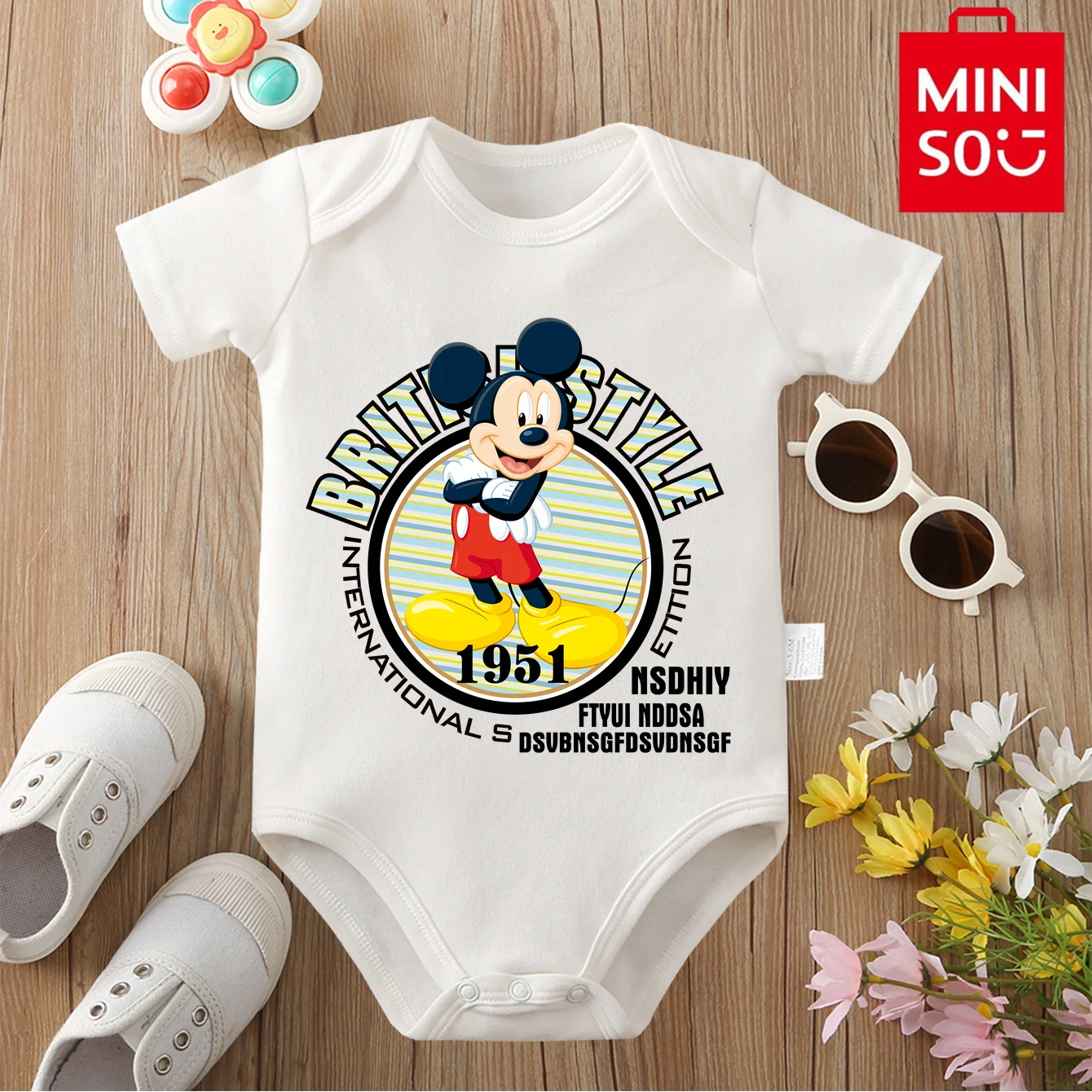 

MINISO Pure Cotton Disney Jointly Signed Baby Clothe Onesie Bodysuit Mickey Mouse Cute Cartoon Print for 0 To 12 Months Newborn
