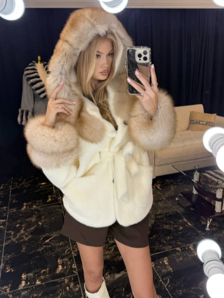 

Элегантное лоскутное женское пальто с воротником из искусственного меха, утепленные женские пальто с карманами на шнуровке, 2025 г., зимняя шикарная женская уличная верхняя одежда