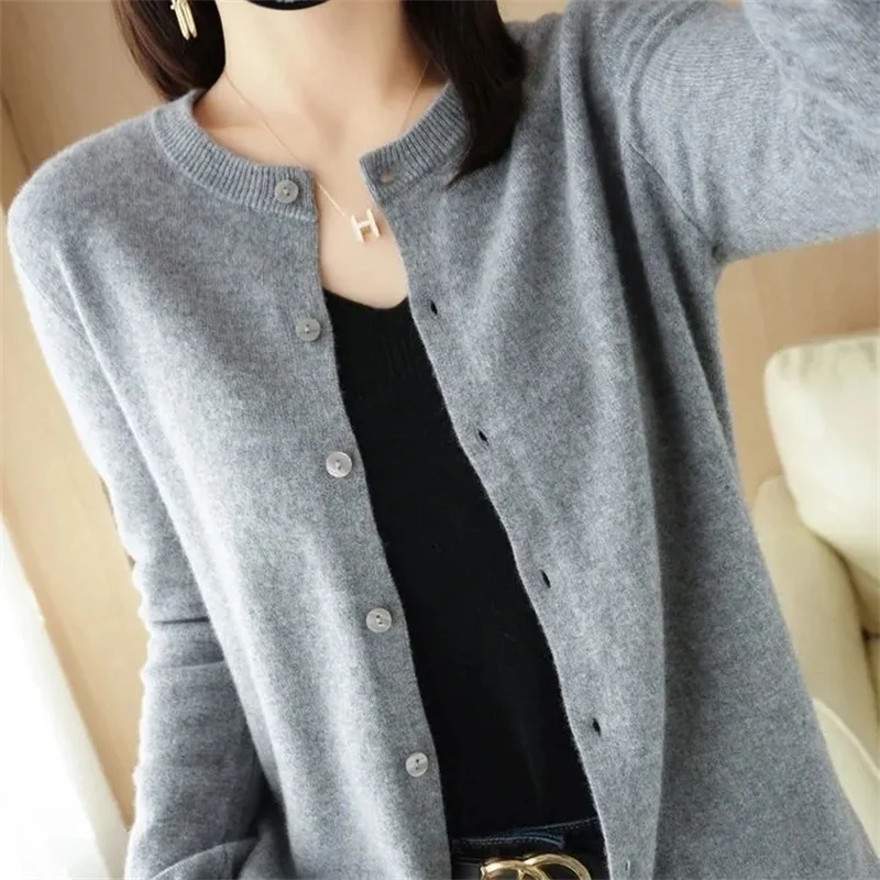 

2024 New Korean Fashion Women Cardigans Sweater Autumn Winter 100% Merino Wool O-neck Long Sleeve Cashmere Knitwear Female Botto