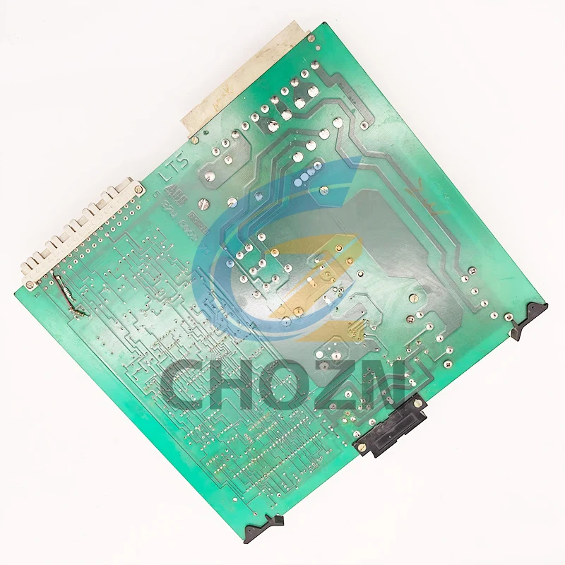 لوحة دوائر كهربائية أصلية مستعملة C37V609270 5 37U609271 اللوحة الأم للرجل آلات الطباعة Roland RVK/200/300