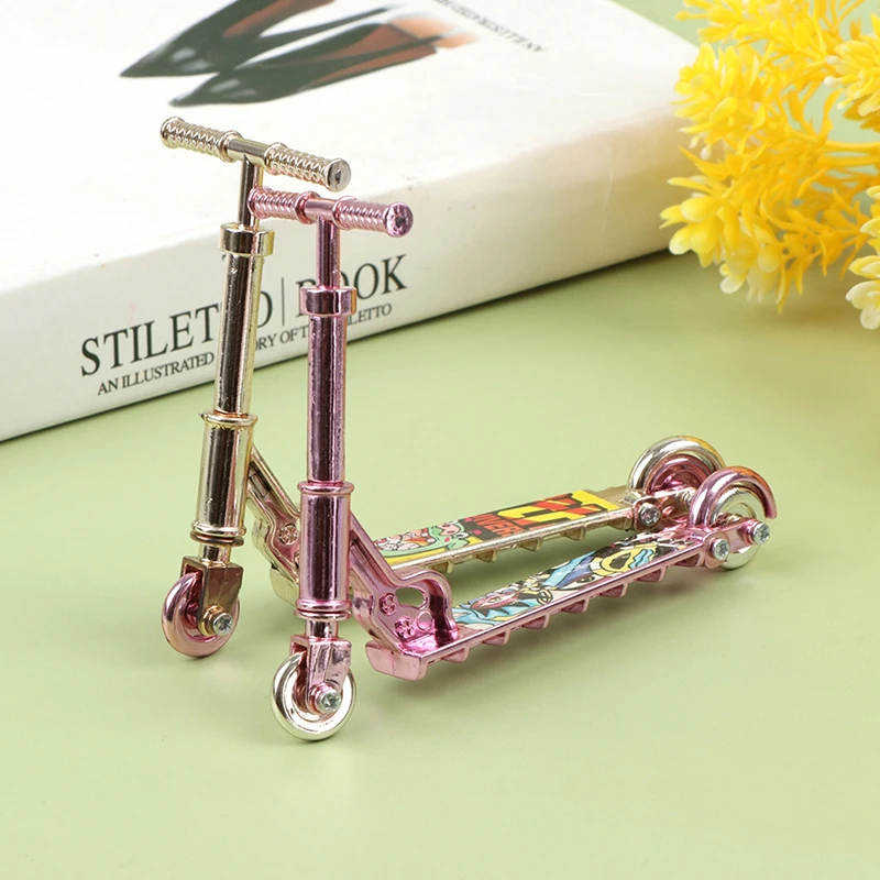 子供のための教育用ミニスクーター,フィンガースクーター,スケートボード,指紋玩具