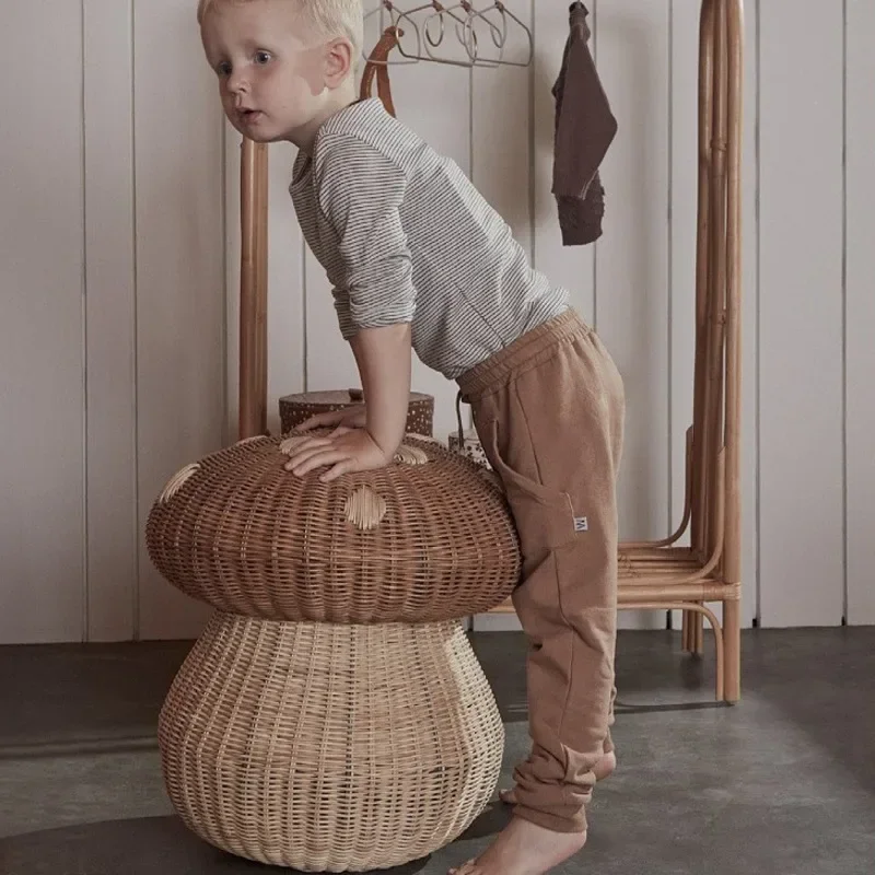 Cesta de almacenamiento en forma de seta tejida de ratán de viento nórdico, cesta de juguetes para niños, cesta multifuncional para ropa sucia para dormitorio