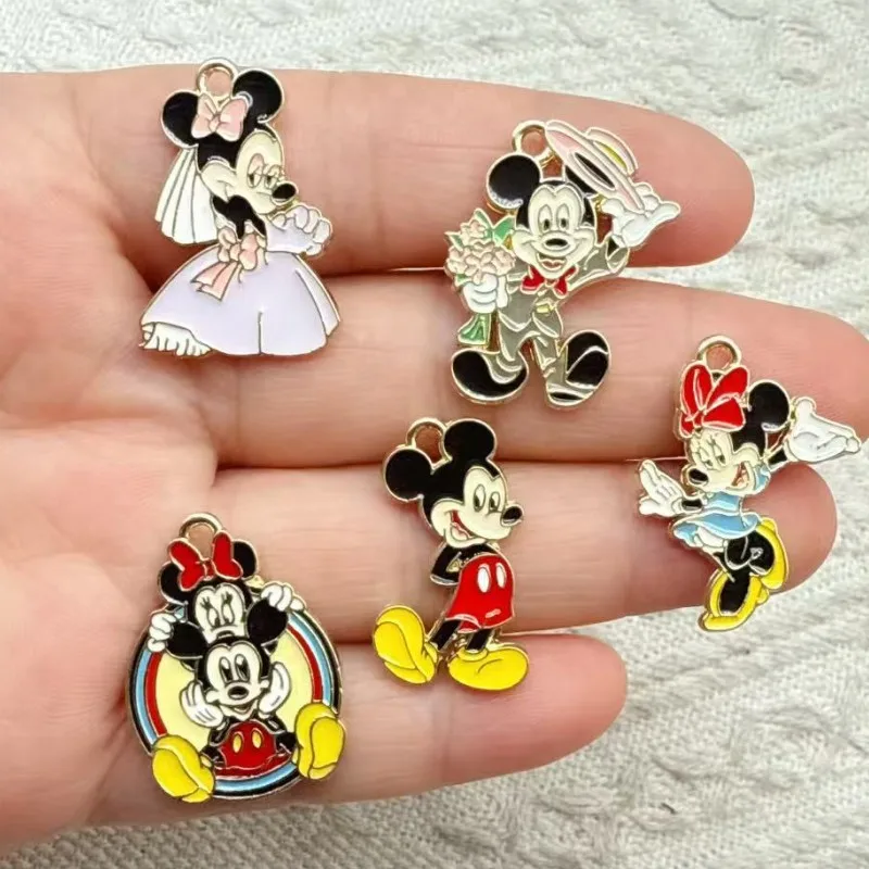 

10PCS Cartoon Mickey and Minnie Couple Pendant Key Chain Alloy Jewelry Key Chain Bag Necklace Earrings Pendant Accessories