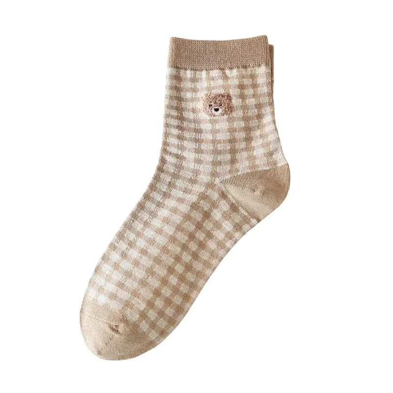 Chaussettes japonaises mi-mollet pour femmes, mignonnes, fraîches, polyvalentes, créatives, ours brun, étudiants, nouveau, 2024