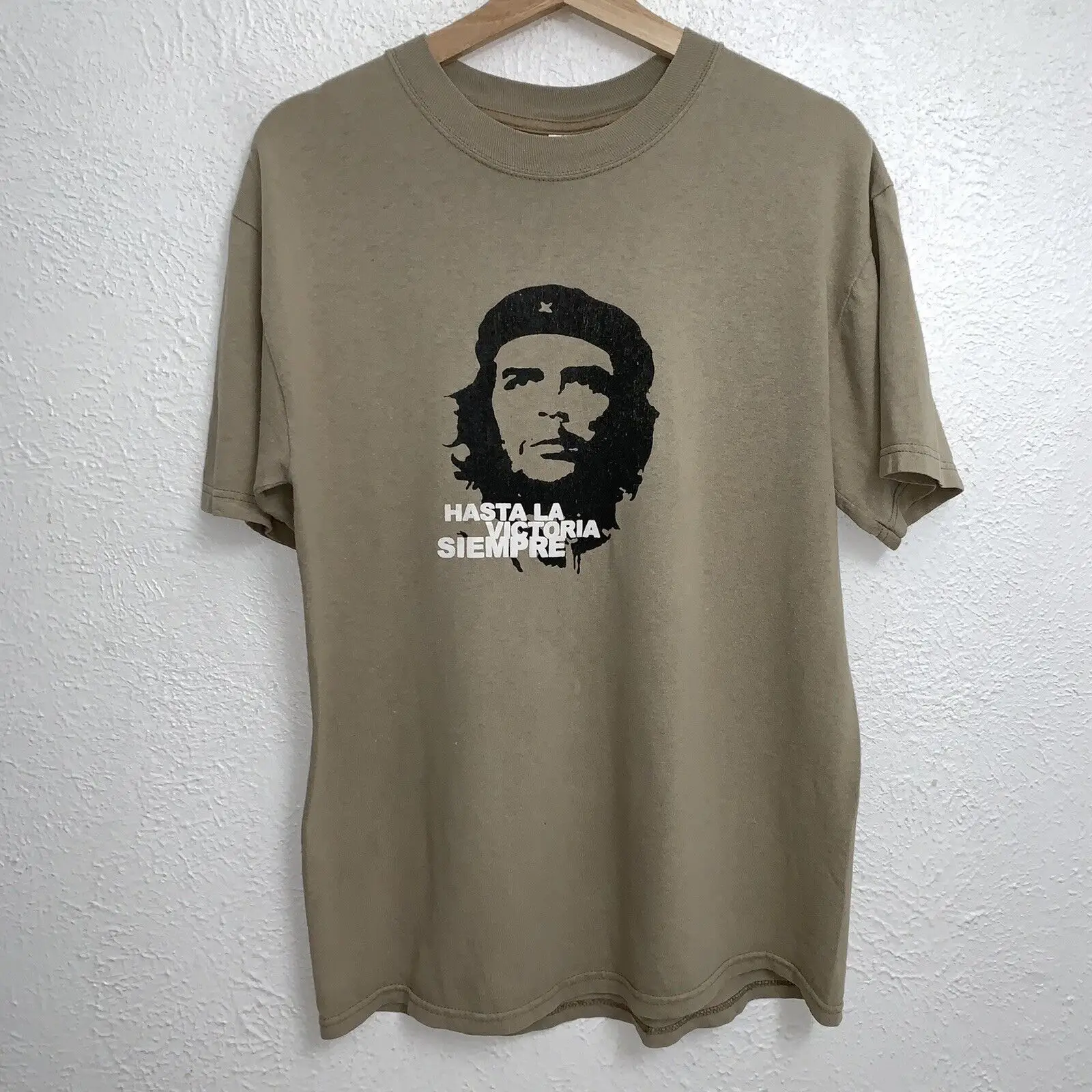 Vintage Che Guevara Hasta La Victoria Siempre Tee Beige T-Shirt Size Medium Y2K