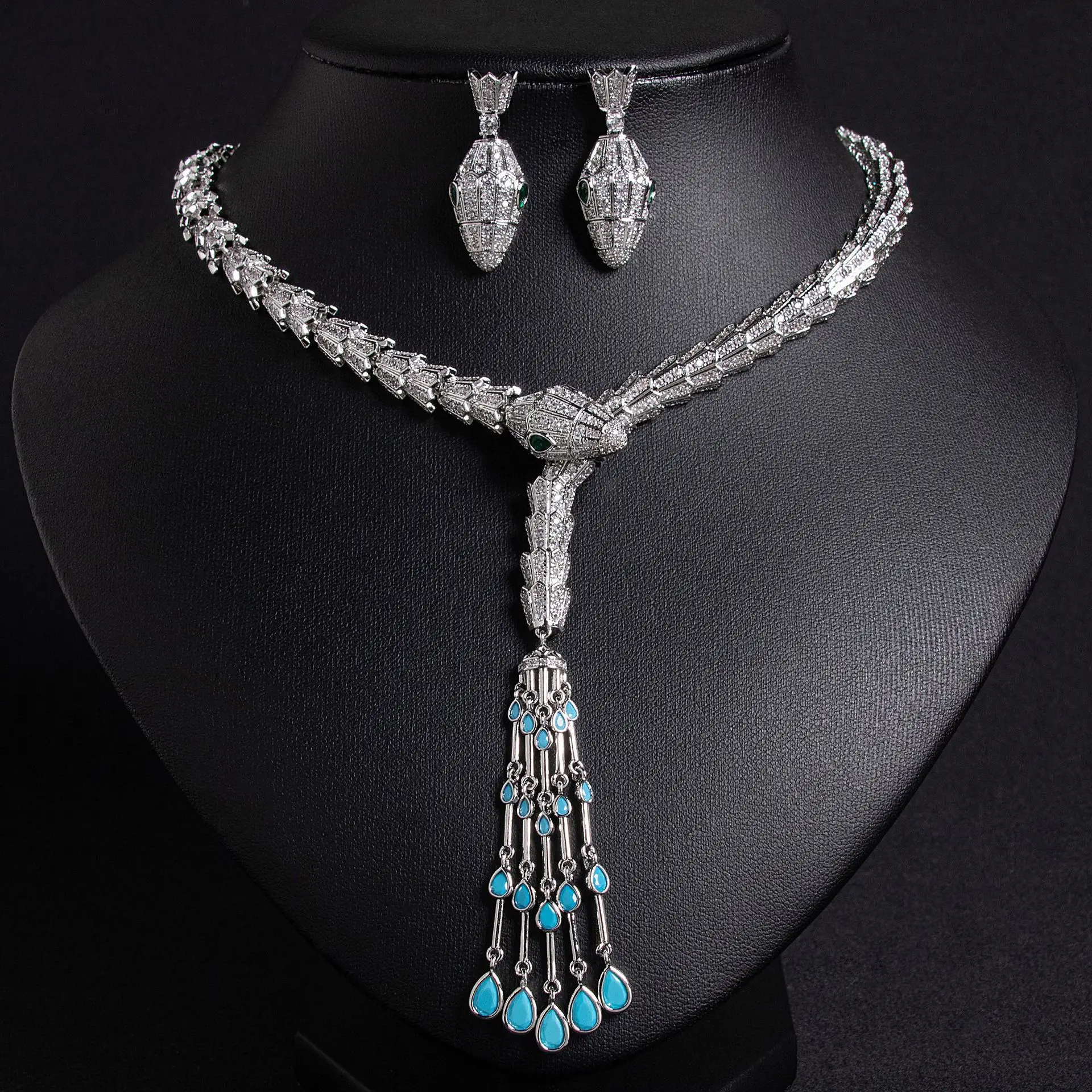 

Women Stylish Snake Water Drop Tassel Zircon Earrings Necklace Set 2025