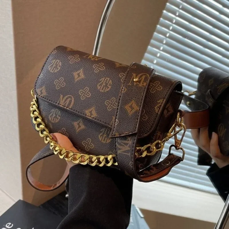 

2025 Women's Luxury Light Luxury Fall Bag - Chain-Embellished Designer Tote, Versatile Crossbody/Shoulder Bag for Casual Wear