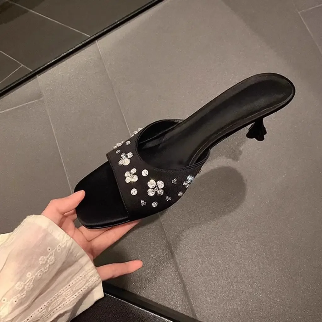 

Женские тапочки и женские сандалии, туфли на среднем каблуке с квадратным носком, оптовая продажа, корейский стиль, элегантные модные шлепанцы из ПВХ