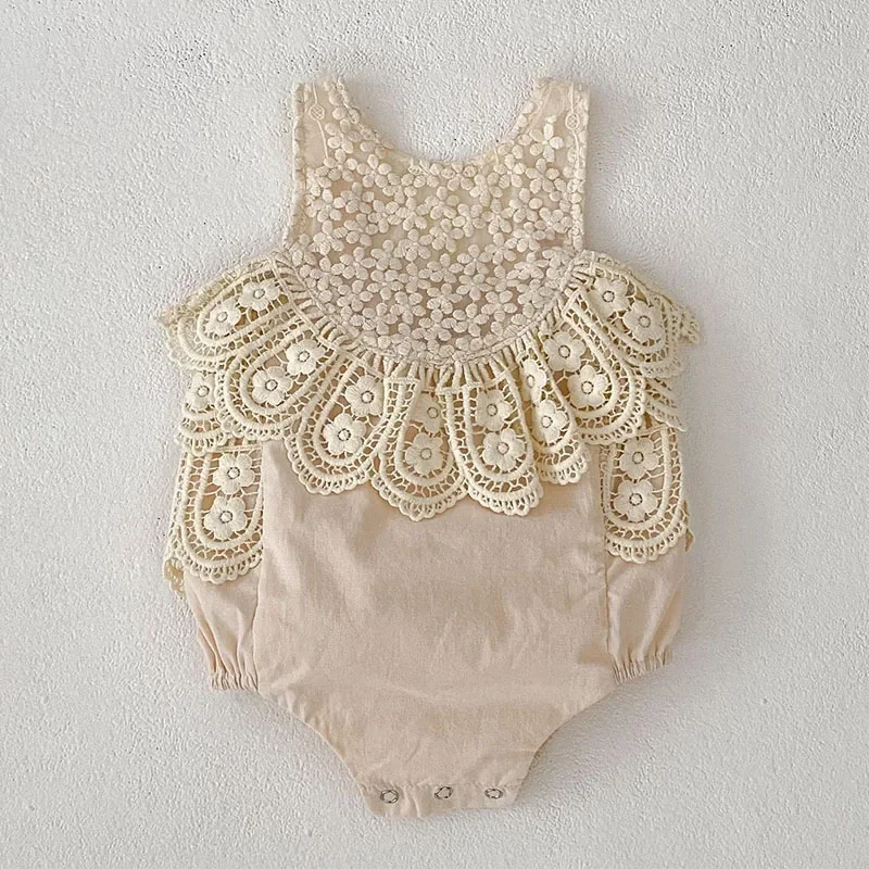 2025 New Summer Infant Baby Girls Bodysuits Sleeveless Cotton Lace Splicing Korean Style Climbing Suit 0-24M Children Clothes