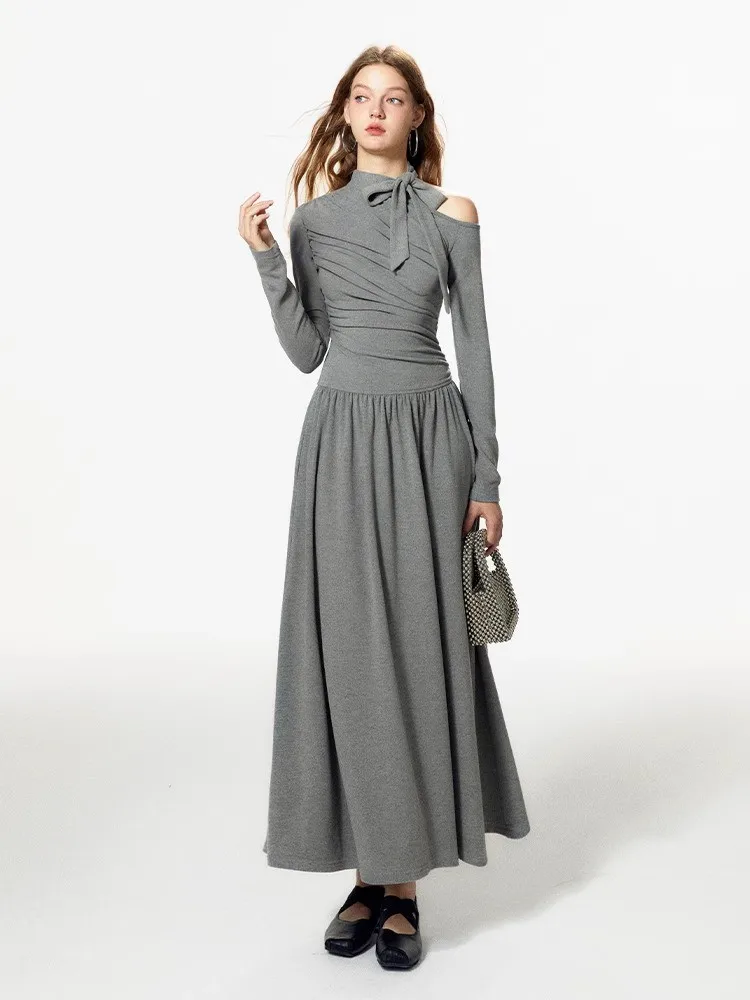 Grey Off Shoulder Pleated Dress For Women In Autumn And Winter, With A Unique Sense Of Luxury And A Slim Fit A-Line Dress