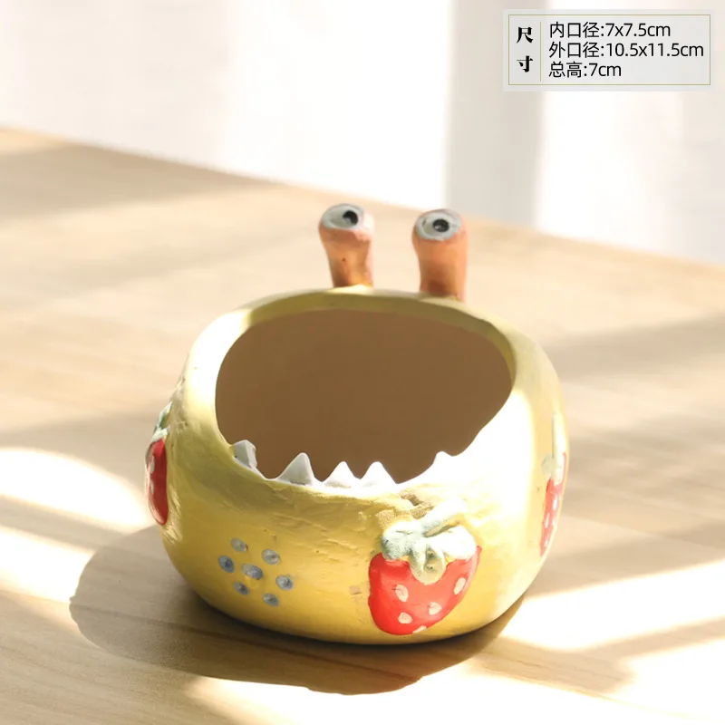 Big-eyed monster ugly crabcoarse pottery hand-painted breathable succulent flower pot creative coarse pottery non-porous ashtray