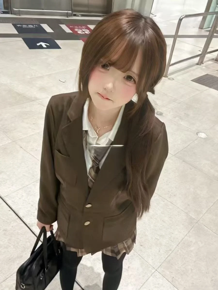 

Autumn Winter New JK Uniform Women's Three-Button Shoulder Pad Suit Brown Top Jk Plaid Skirt Set Fashionable Workwear Ensemble