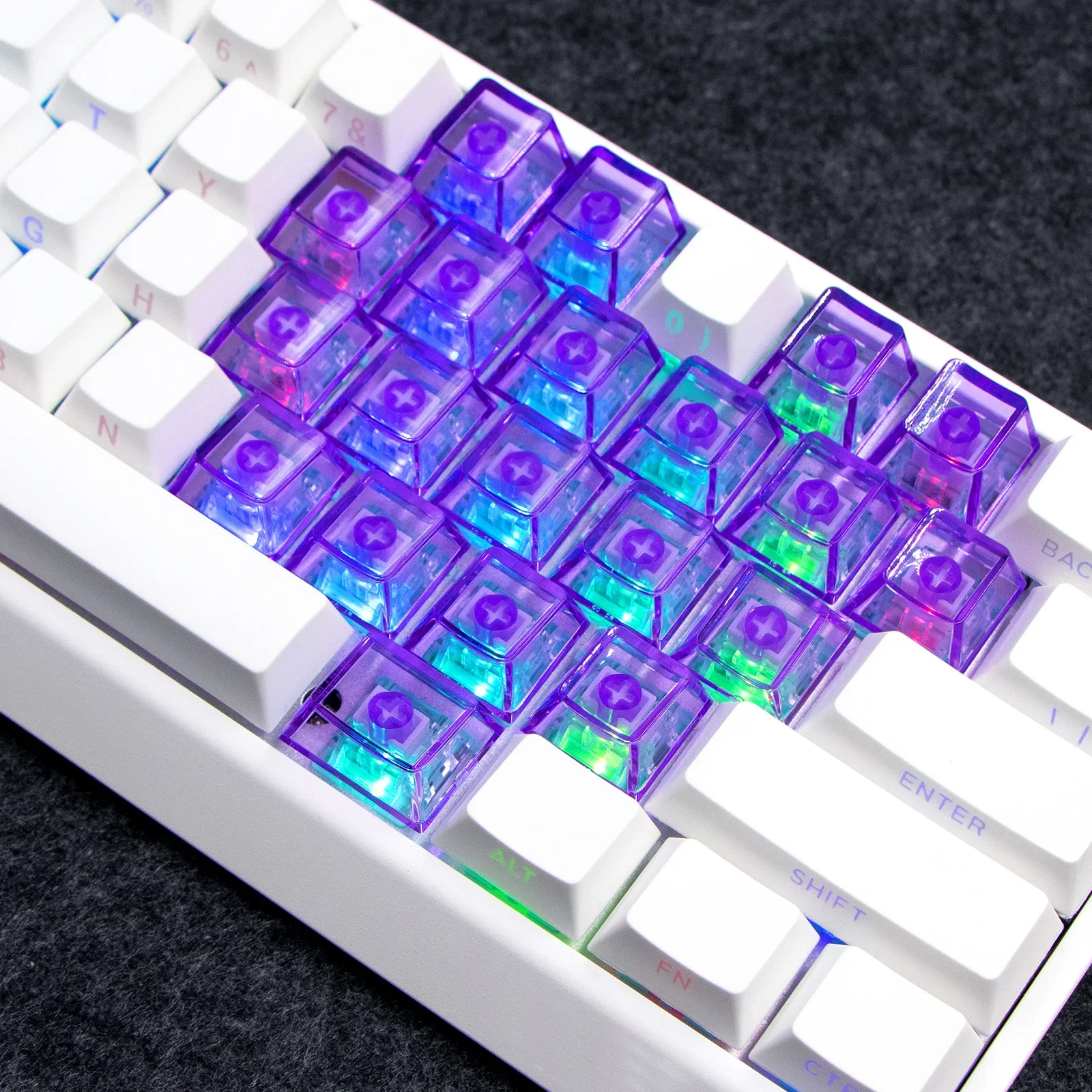 GEFENSI 21 Key Heart-shaped Transparent Keycap Cherry Shaped DIY Keyboard Replacement Cap Suitable For MX Axis Mechanical Keyboa