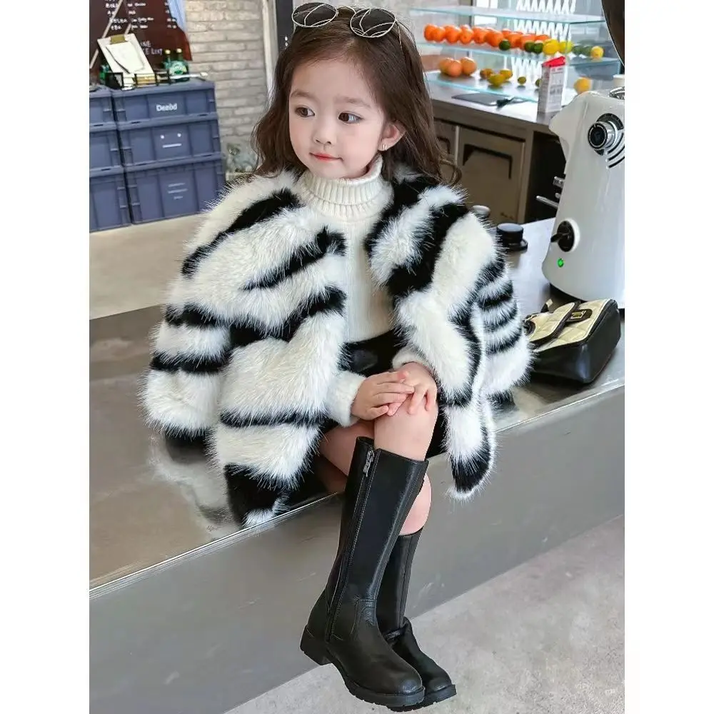 

Children's Imitation Fur Coat 2026 Winter Baby New Style Girls' Winter Clothing Thick Fur European and American Style Coat