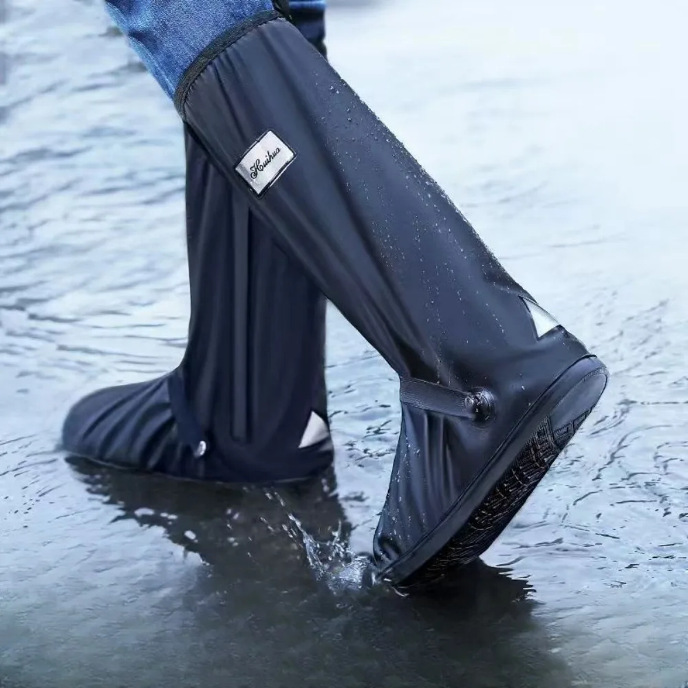 Couvre-chaussures de pluie noir pour hommes et femmes, réflecteur imperméable, haut, réutilisable, moto, cyclisme, vélo, vêtements transparents, housses anti-poussière