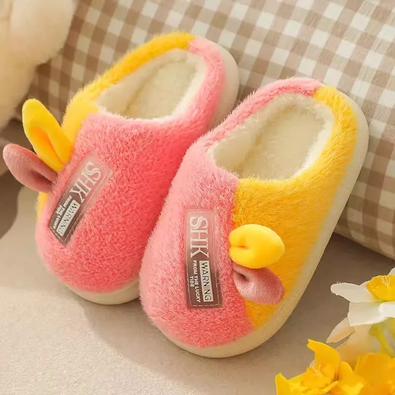 Boys\' cotton slippers autumn and winter girls\' parent-child shoes indoor plush anti slip cute children\'s woolen slippers