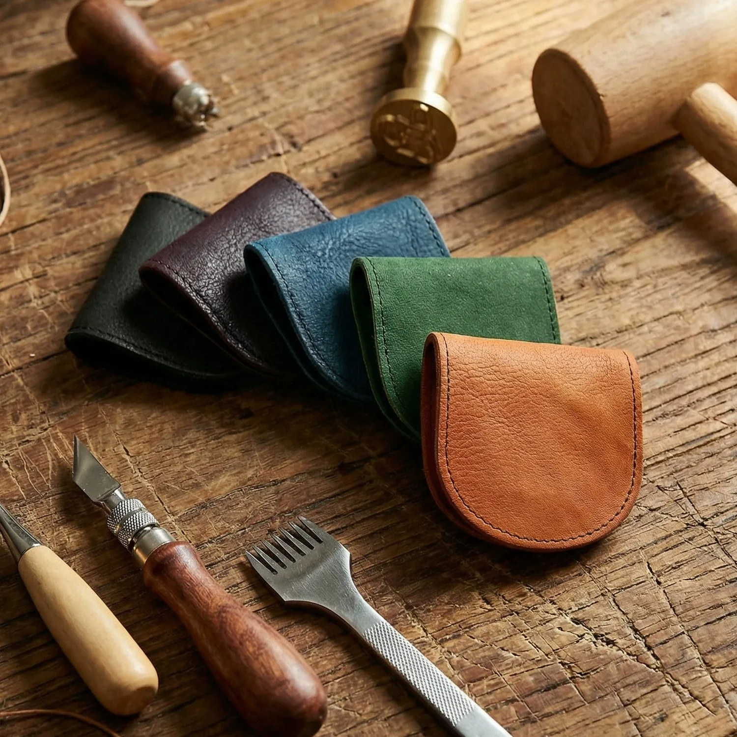 

Vintage Mini Handmade Top Layer Leather Coin Purse Unisex Genuine Leather Small Pouch Compact Change Wallet for Everyday Carry