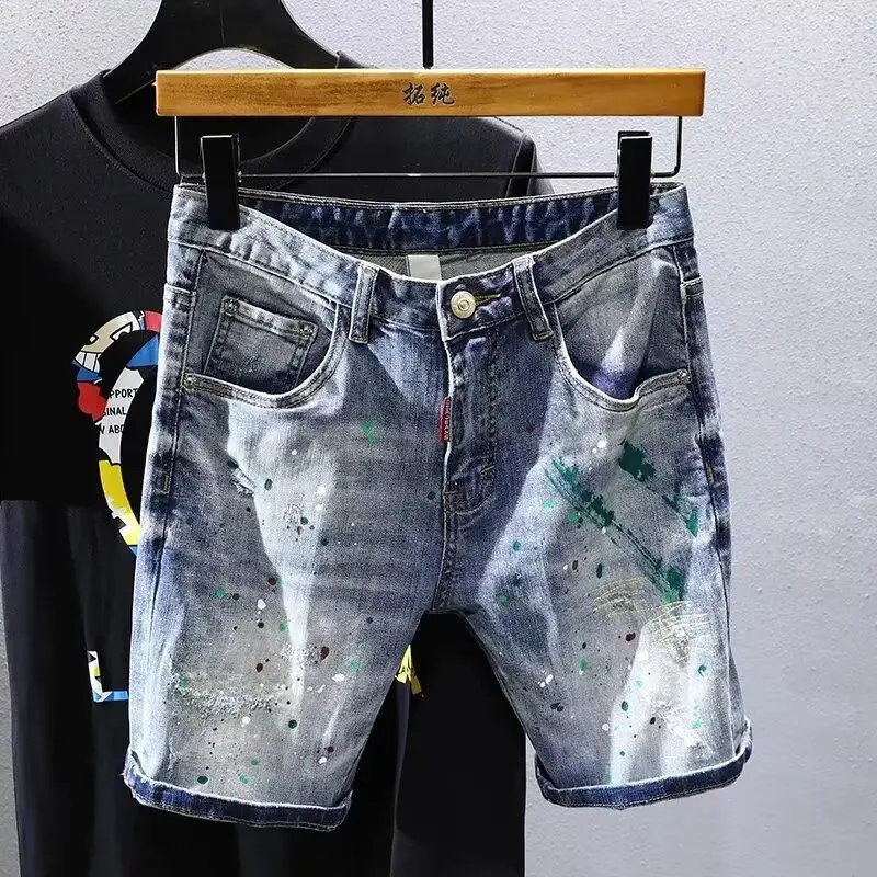 Denim-Shorts für Herren, trendig, vielseitig, schmal geschnitten, elastische Hose, trendige Marke, hübsche, spritzwassergeschützte Tinte, zerrissene Löcher, hübsche dünne Hose