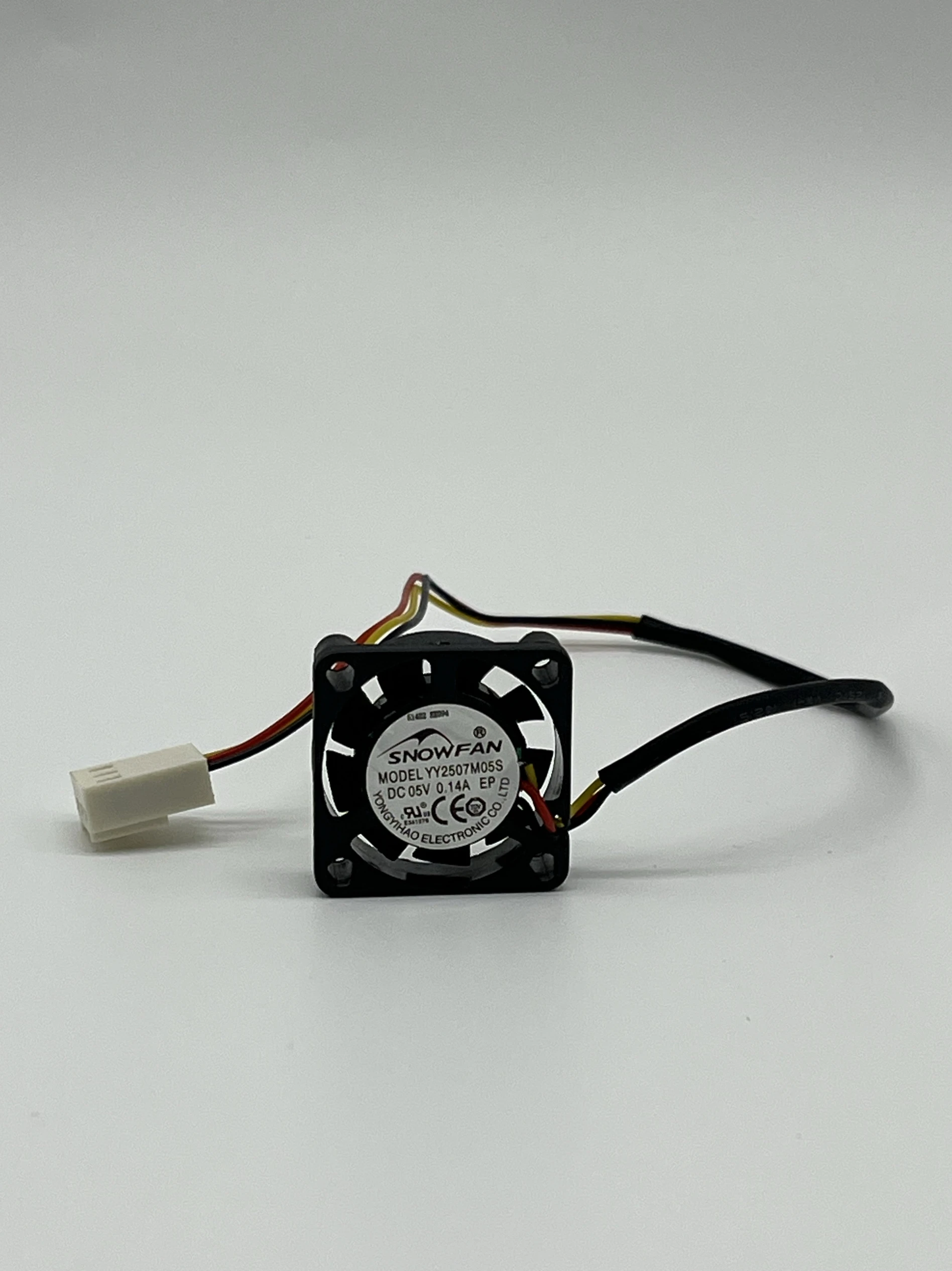 

SNOWFAN YY2507M05S DC 5 В 0,14 А 25x25x07 мм 3-проводной вентилятор охлаждения корпуса