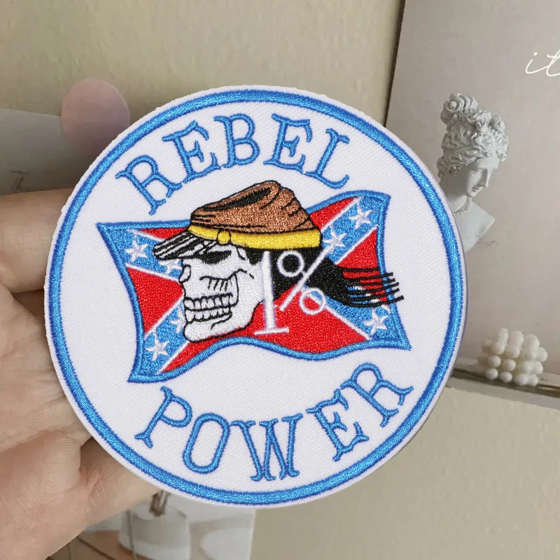 1PC Rebel Power 1% Schädel Gestickter Patch Eisen Auf Nähen Auf Patches Für Kleidung Kappe Tasche Jacke DIY geschenk Abzeichen Mit Heißer Kleber