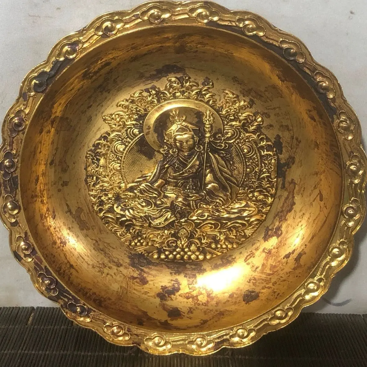 Gilt Embossed buddha plate Ornament Decoration Tea Pet Figurines Desk Decor Accessories