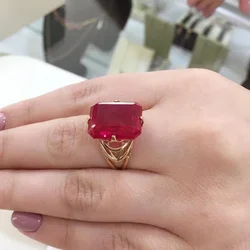 New in Ruby Engagement Ring Rose Gold Four-claw Inlaid Classic Craftsm Luxury Fashion Rings for Women Jewelry Opening