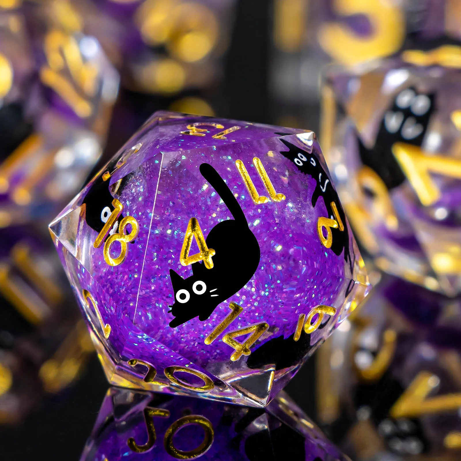 

DND Resin Dice Set, Liquid Core Cat D&D Dice, Cute Dungeon and Dragon Dice, Sharp Edge Role Playing Dice D20 D12 D10 D8 D6 D4