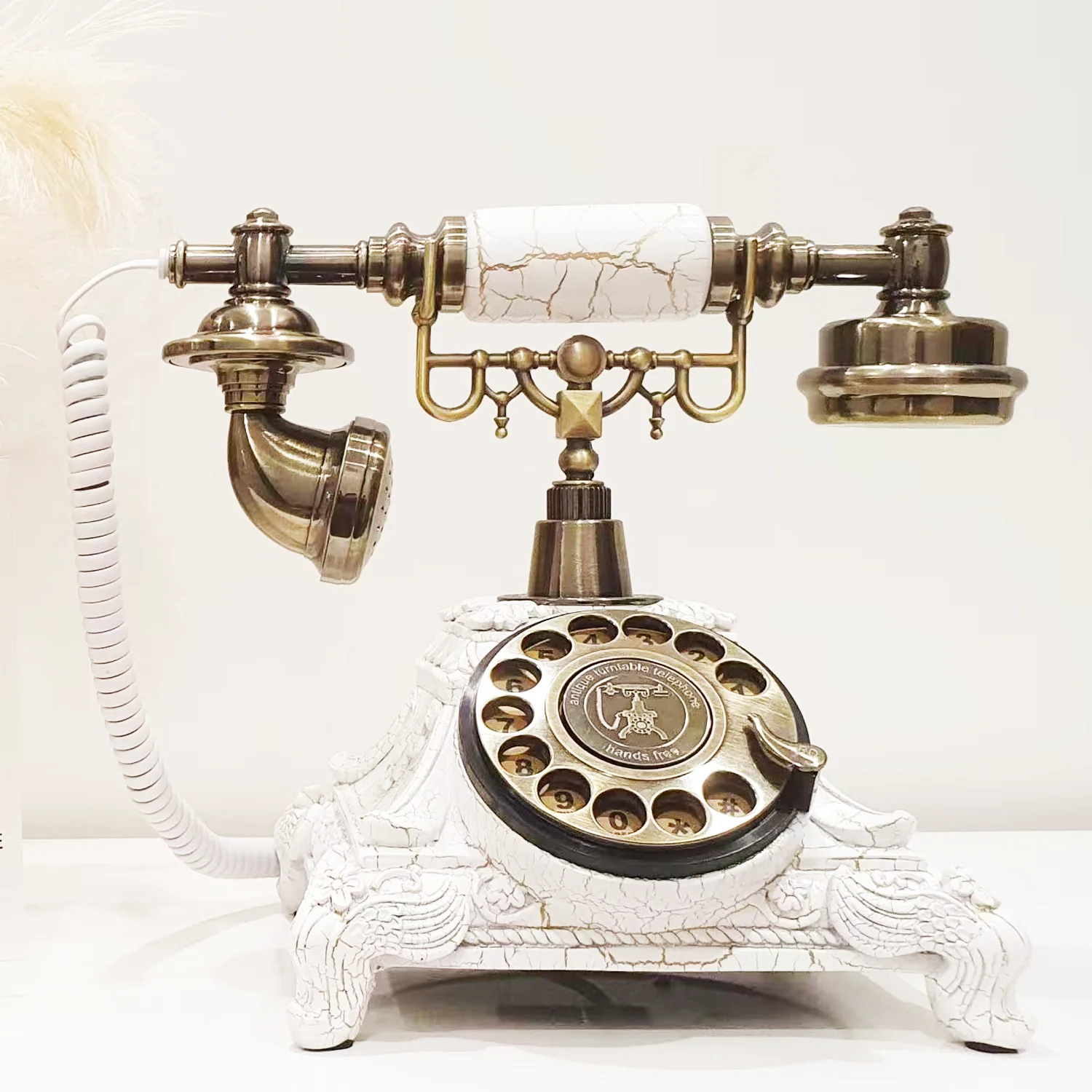 Telefon w stylu retro z pokrętłem, antyczny telefon do nagrywania wiadomości głosowych, vintage książka gości z audio wiadomościami na wesele. — zdjęcie produktu 4