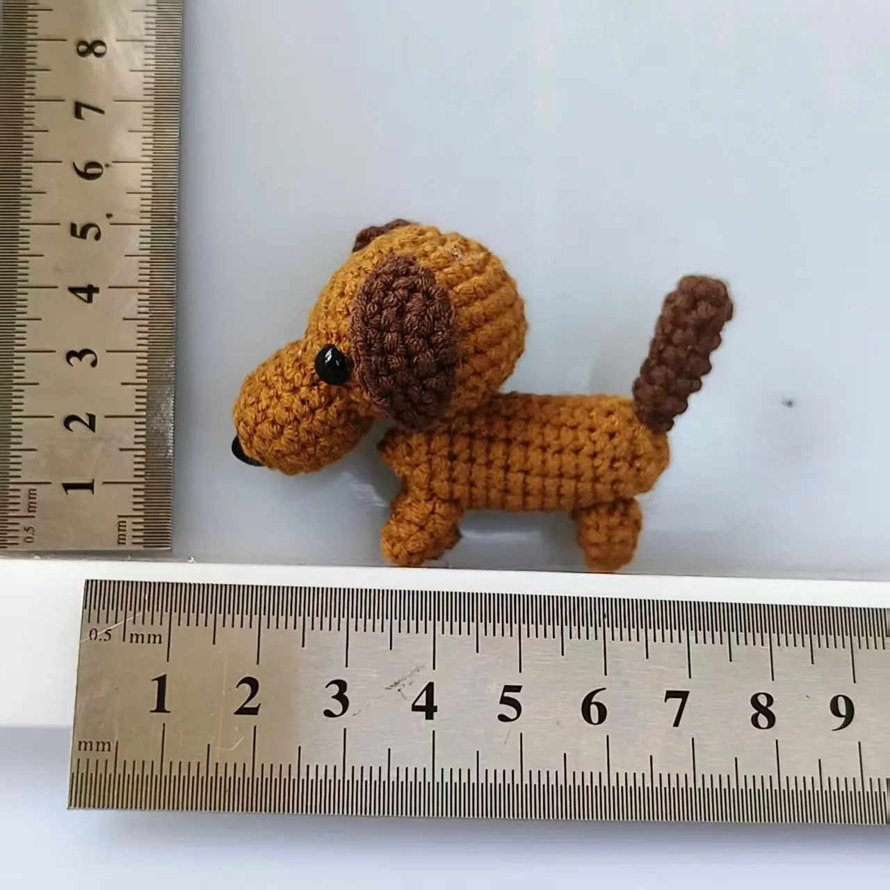 Niedlicher Gehäkelter Hund Handgemachter Gestrickter Hundeschlüsselanhänger Kreativer Tieranhänger Rucksackanhänger Geschenk für Freunde – Detail 6