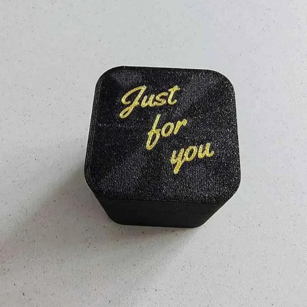 خارج الصندوق المنبثقة الاصبع الوسطى هدية صندوق الإبداعية مكتب ديكور المنزل الهدايا الاصبع الوسطى الجدة عيد الميلاد مضحك المزحة Gift2025