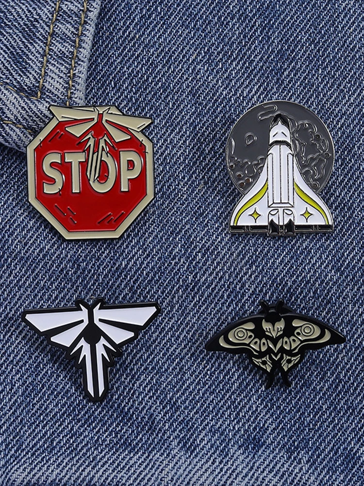 Broches en forme d'avion d'aviation de dessin animé, badges en alliage de papillon mignons, accessoires de sac et épingles pour amis comme cadeaux