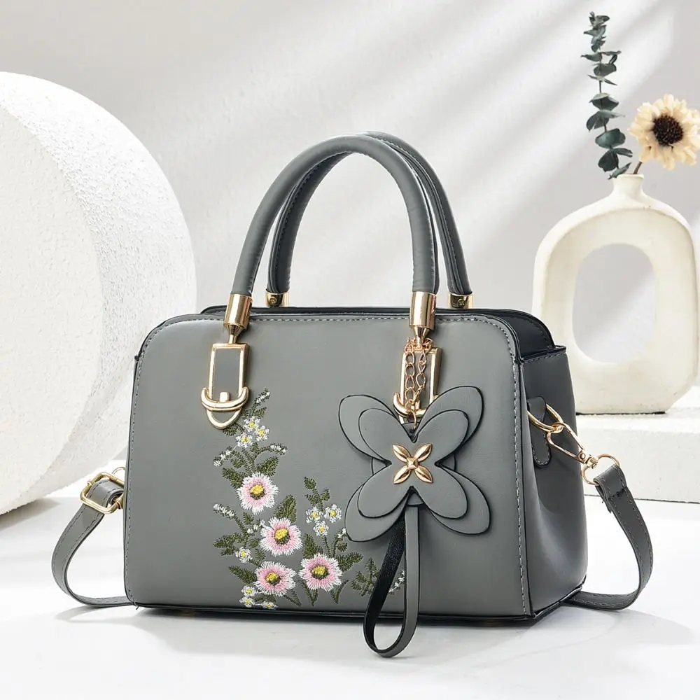 Элегантная сумка для мамы из искусственной кожи с подвеской Y2K, квадратная сумка с милой вышивкой, большая вместительная сумка, элегантная сумка на плечо, подарок на день матери