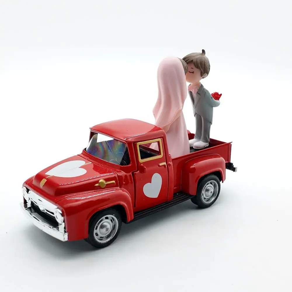 

With Couple Doll Valentine’s Day Truck Decor Heart-Shaped Statue Mini Car Ornament Crafts Figurines Metal Car Miniature Model