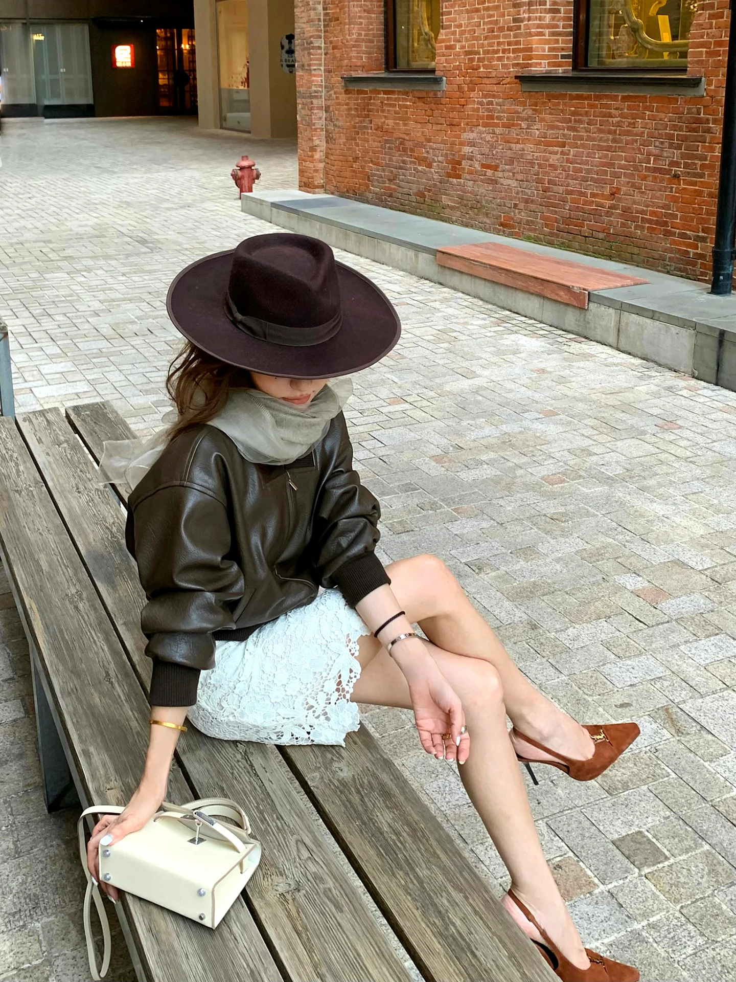 chapeau-en-feutre-de-laine-de-conception-australienne-a-large-bord-couleur-cafe-elegant-cadeau-pour-blogueuse-reglable-style-structure-printemps-automne