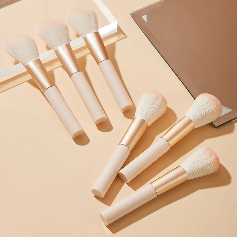 [JN] فرش مكياج صغيرة احترافية لأدوات كريم الأساس السائل وأحمر الخدود وخافي عيوب البشرة وظلال الأنف وأدوات الوجه