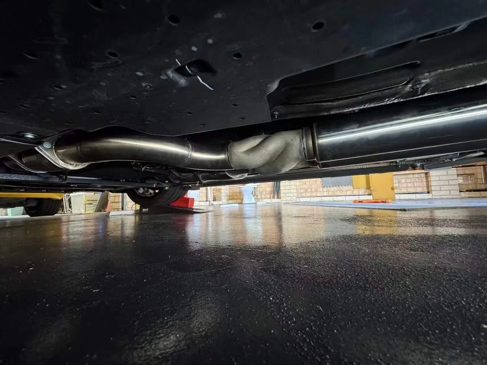 Universelles Z-Rohr-Auspuffsystem aus Edelstahl für BMW S58 M2 M3 M4 G80 G82 G87 X3M X4M F97 F98 3.0T Neue Zubehörteile – Detail 16