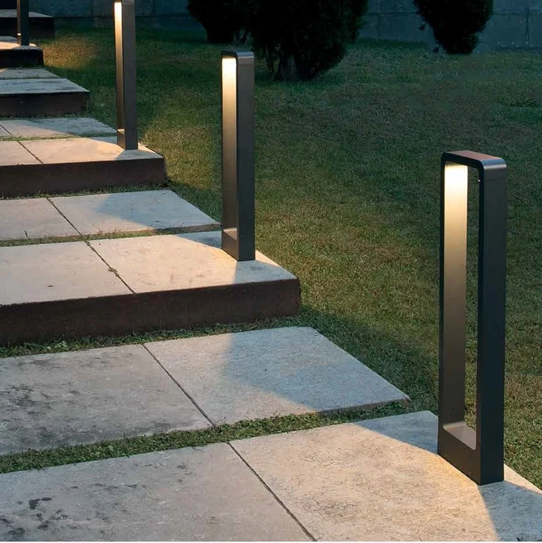 

Outdoor Bollard Light IP54 IP65 Waterproof Modern Rectangular Lawn Light Landscape Led Garden Light