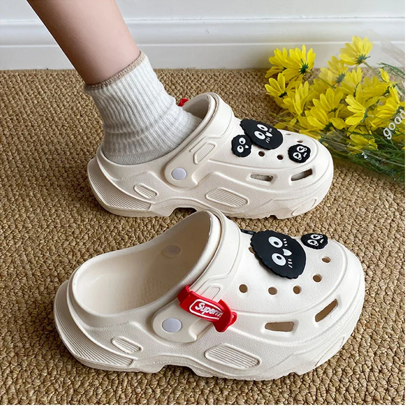 2024new thick bottom hole shoes men's non-slip anti-odor stamping sense of shit summer outside wear beach head sandals drag tide