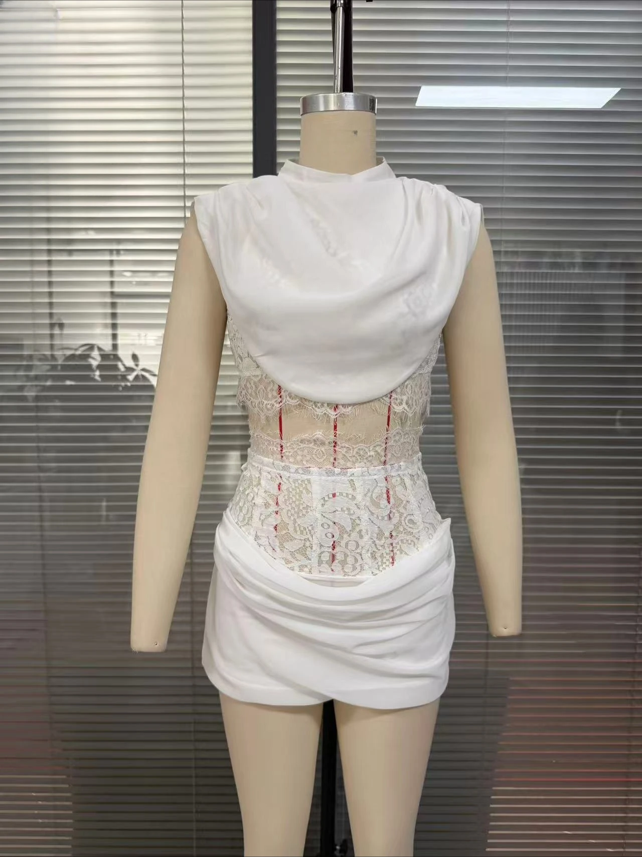 Women's 2 Piece Set Sleeveless Drape Satin Crop Top High Waist Lace Waist Ruched Bodycon Skirt Fashion Party Club Outfit