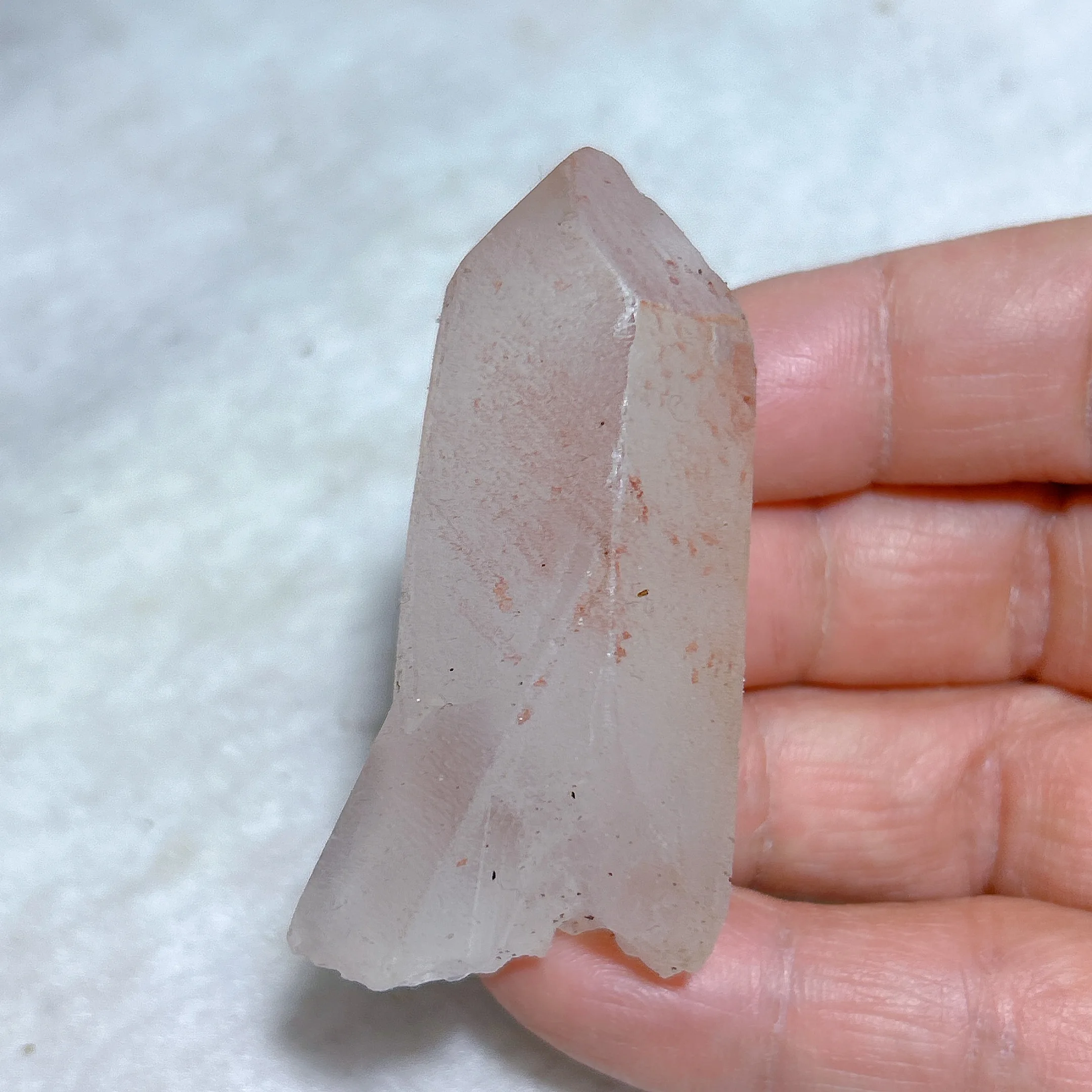 Healing Natural Crystal Red Face Clear Quartz Raw Stone Specimen High Quality Gemstones Mineral Energy Home Decorations Gift