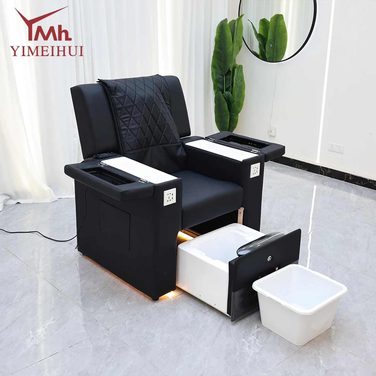 

Black leather cover adjustable recliner footbath chair plumbing less pedicure chair for nail and foot salon