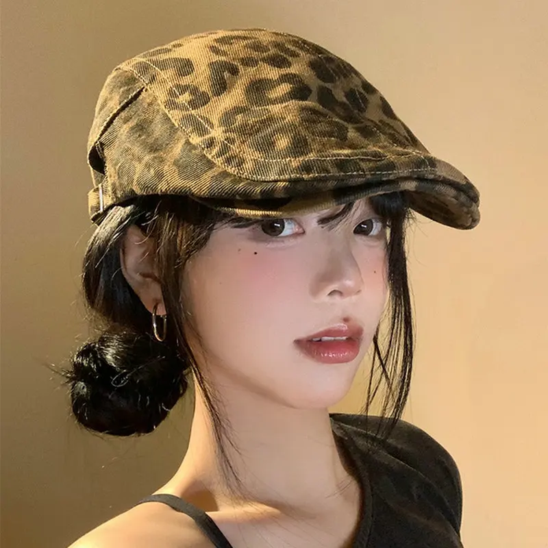 Spring Women's Retro Leopard Print Forward Cap Summer Niche Show Face Small Hundred with Beret Subculture Duck Tongue Hat